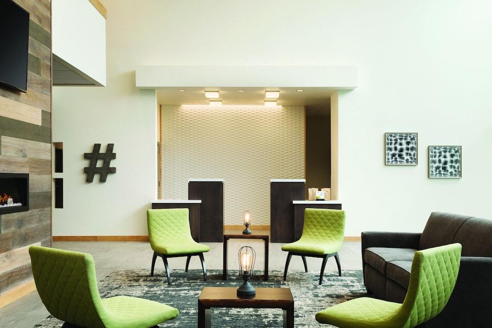 Best Western Plus Peppertree Civic Center 3*