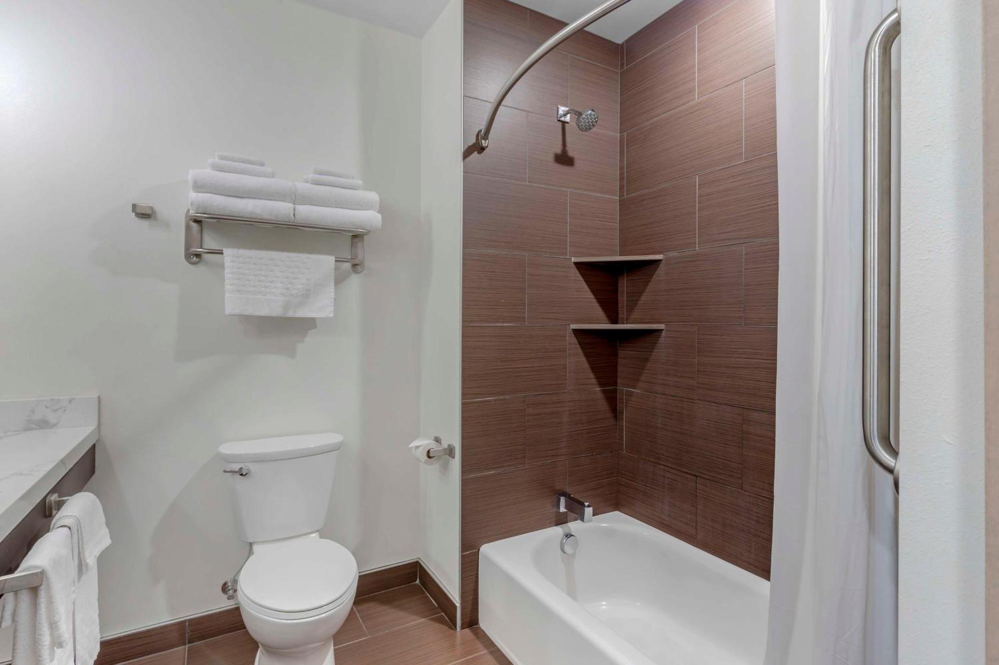 Hotel Best Western Plus Peppertree Civic Center Nampa